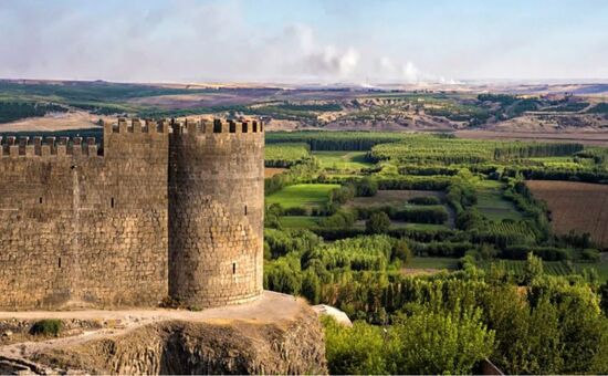 Uçaklı Butik Mardin Midyat Şanlıurfa Süryani ve Ezidi Köyleri Turu