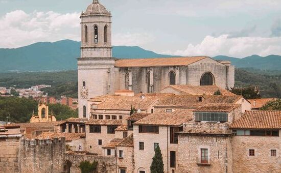 İstanbul Hareketli Viva İspanya ve Endülüs Turu (Madrid Gidiş-Barcelona Dönüş)