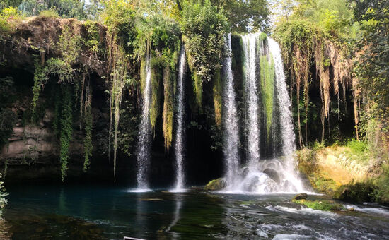 Dolu Dolu Macera Kanyonlar Şelaleler Rafting Salda Gölü İnsuyu Mağarası Turu