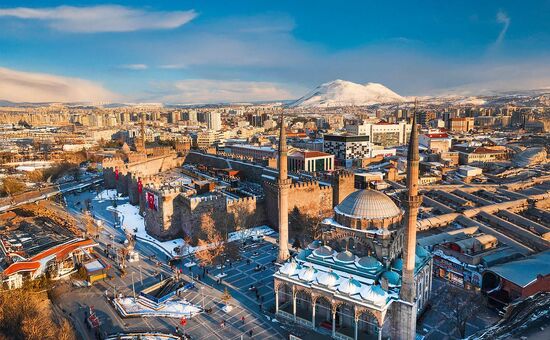 Hızlı Trenle BATI KARADENİZ Turu (Sivas, Tokat, Amasya, Şahinkaya Kanyonu, Sinop)