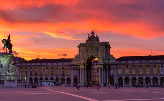 İstanbul  Hareketli Türk Hava Yolları Grand İspanya Endülüs ve Portekiz Turu
