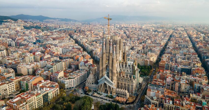 GRAND GÜNEY FRANSA VE BARSELONA TURU