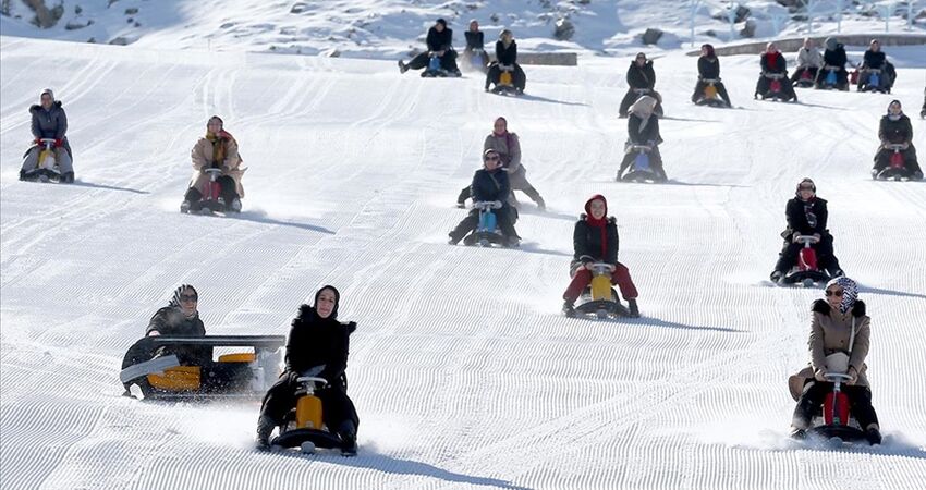 GÜNÜBİRLİK ERCİYES KAYAK TURU