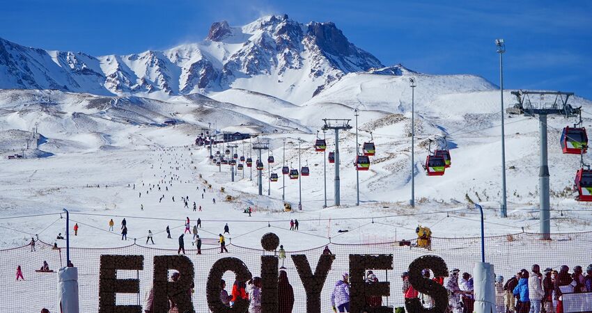 GÜNÜBİRLİK ERCİYES KAYAK TURU