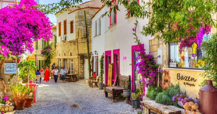 15. ALAÇATI OT FESTİVALİ