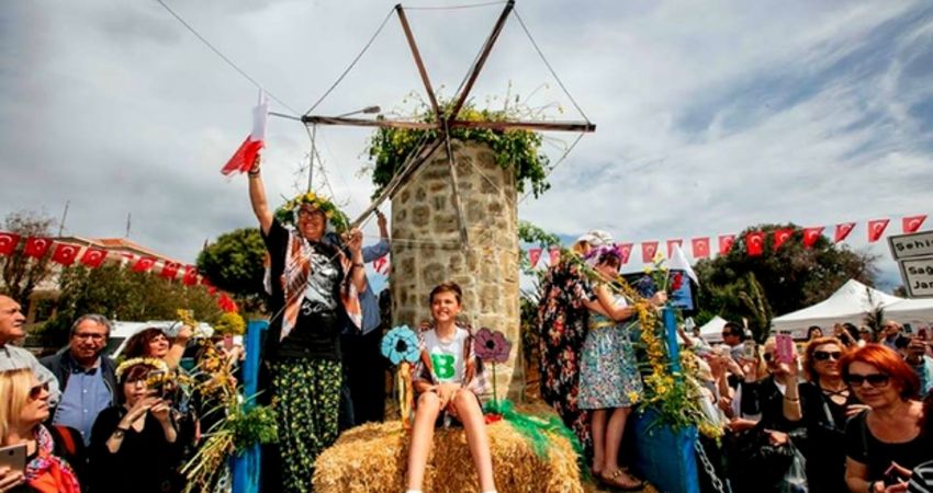 15. ALAÇATI OT FESTİVALİ