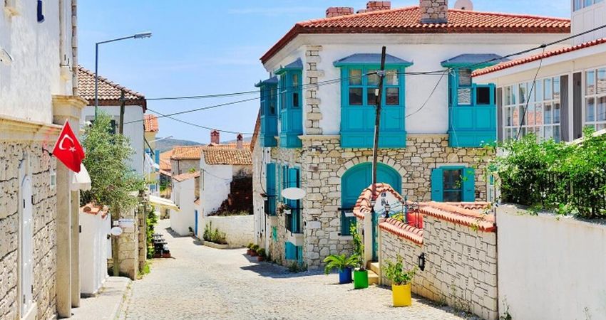 15. ALAÇATI OT FESTİVALİ